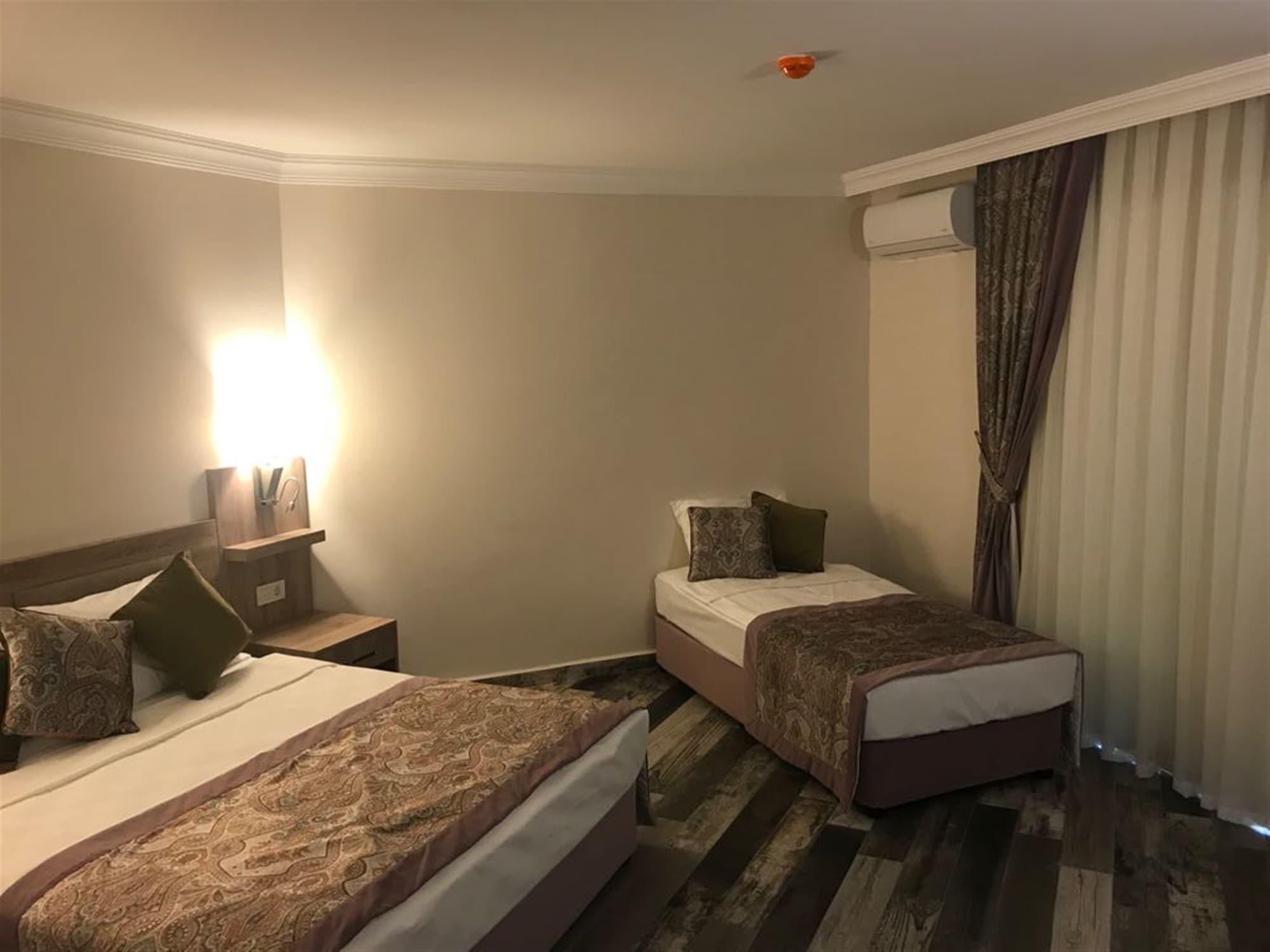 Arsi Enfi City Beach Hotel Alanya Bagian luar foto