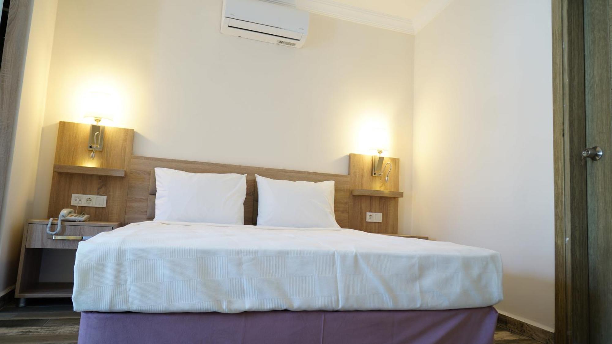 Arsi Enfi City Beach Hotel Alanya Bagian luar foto