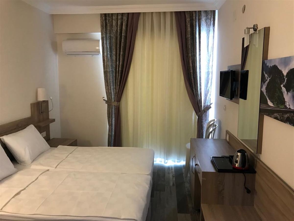 Arsi Enfi City Beach Hotel Alanya Bagian luar foto